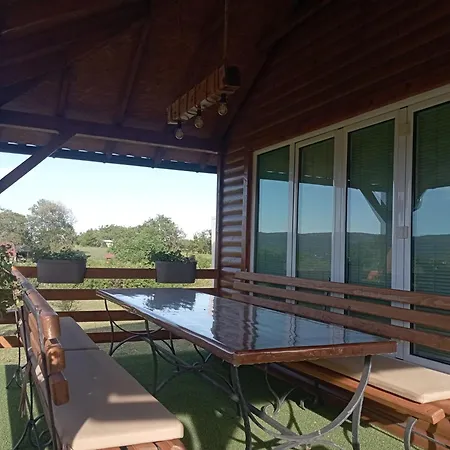 Feriehus Vikendica Bambi - *