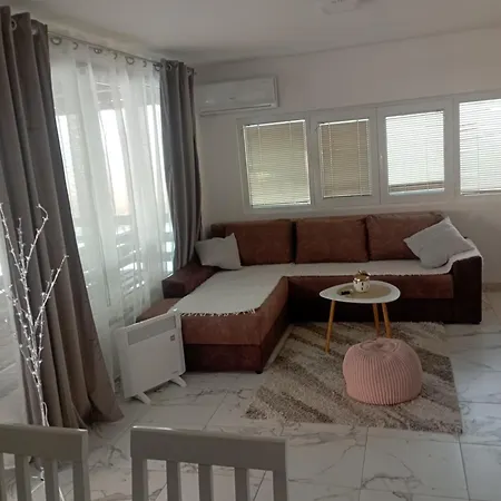 Vikendica Bambi - Сasa de vacaciones *