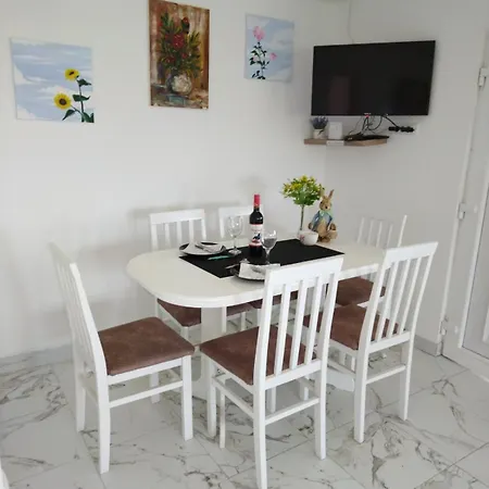 Vikendica Bambi - Vrdnik